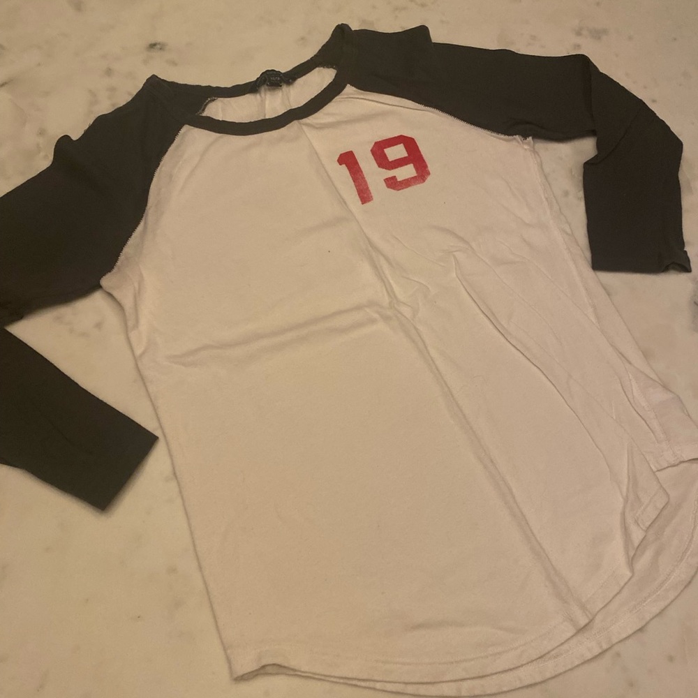 Vintage 90s baseball tee - Women’s